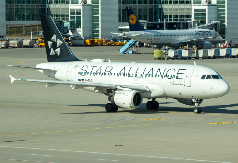 Photo of D-AILS - Lufthansa CityLine Airbus A319 at MUC on AeroXplorer Aviation Database
