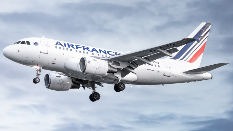 Photo of F-GUGQ - Air France Airbus A318 at LHR on AeroXplorer Aviation Database