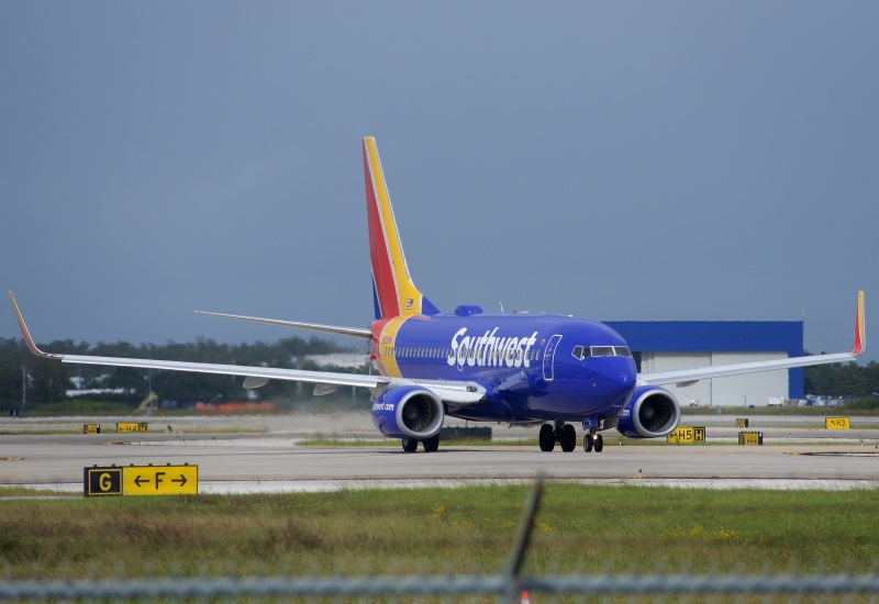 Photo of N212WN - Southwest Airlines Boeing 737-700 at MCO on AeroXplorer Aviation Database