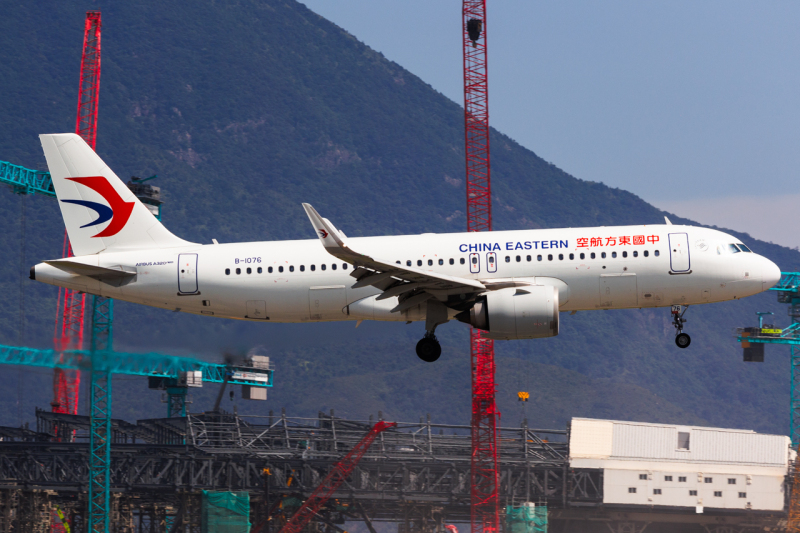 Photo of B-1076 - China Eastern Airlines Airbus A320NEO at HKG on AeroXplorer Aviation Database