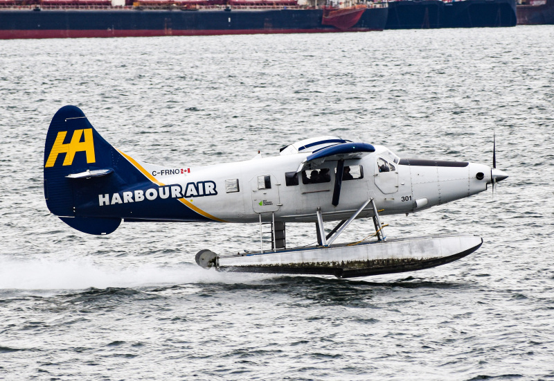 Photo of C-FRNO - Harbour Air De Havilland DHC-3 at CXH on AeroXplorer Aviation Database