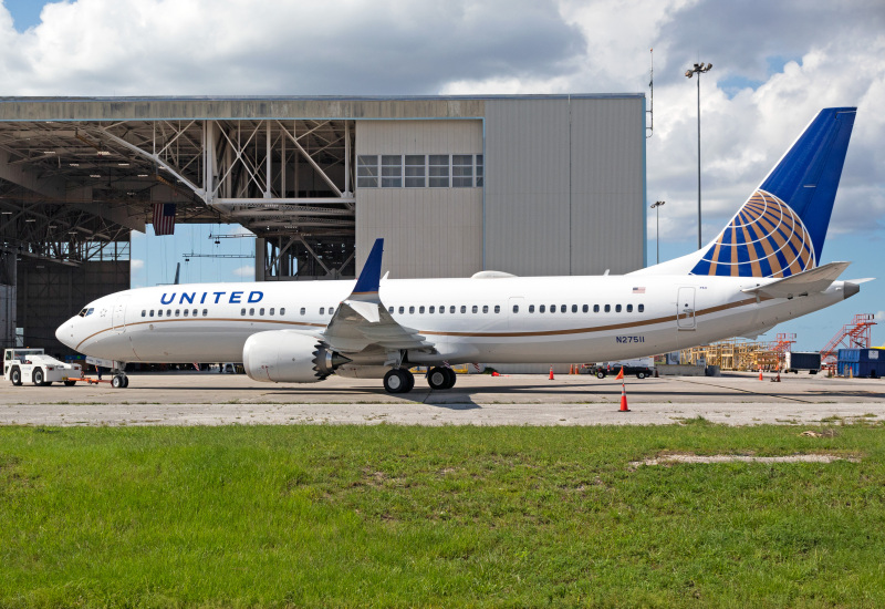 Photo of N27511 - United Airlines Boeing 737 MAX 9 at MCO on AeroXplorer Aviation Database