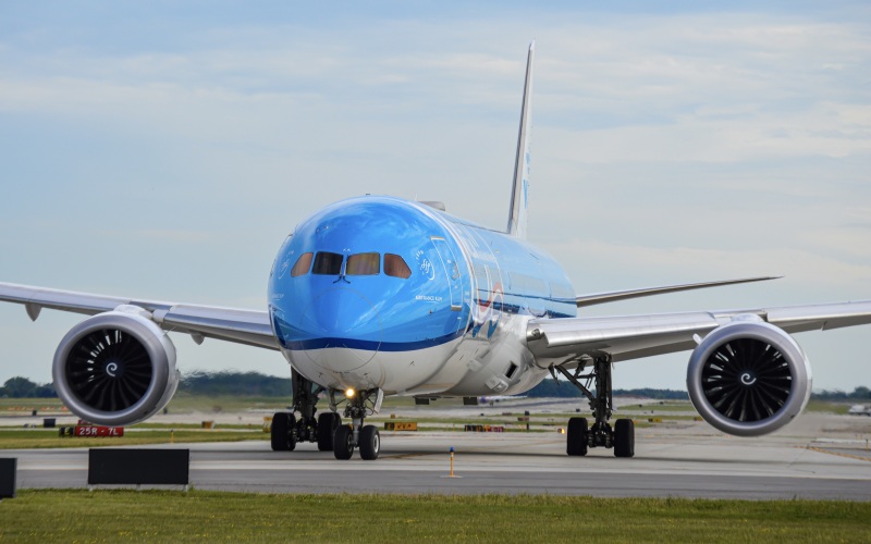 Photo of PH-BKA - KLM Boeing 787-10 at MKE on AeroXplorer Aviation Database