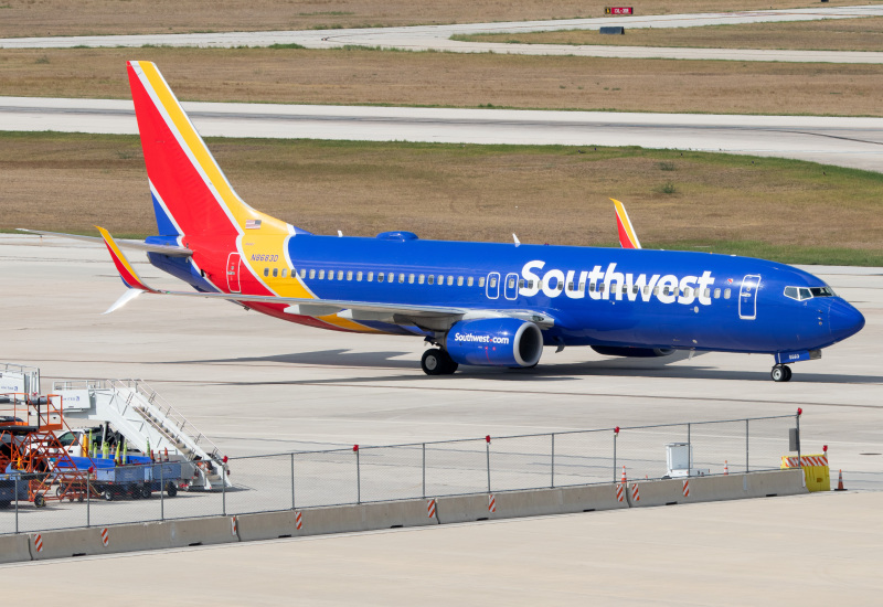 Photo of N8683D - Southwest Airlines Boeing 737-800 at SAT on AeroXplorer Aviation Database