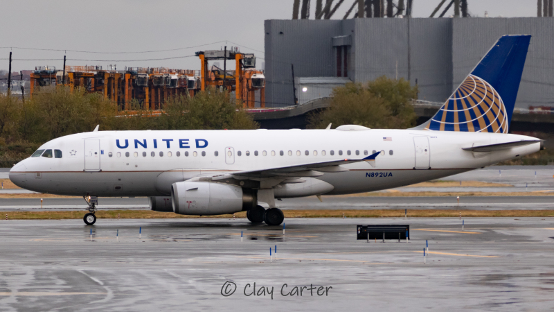 Photo of N892UA - United Airlines Airbus A319 at EWR on AeroXplorer Aviation Database