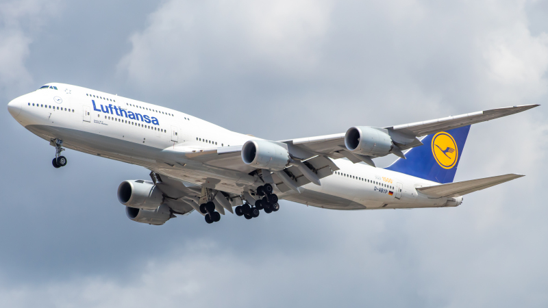Photo of D-ABYP - Lufthansa Boeing 747-8i at ORD on AeroXplorer Aviation Database