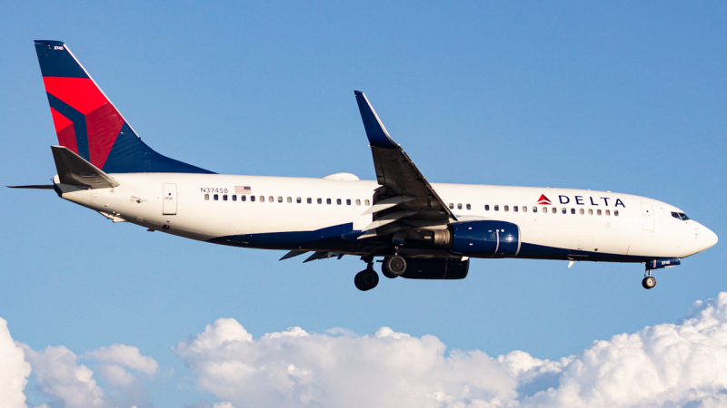Photo of N3745B - Delta Airlines Boeing 737-800 at TPA on AeroXplorer Aviation Database