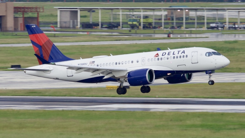 Photo of N138DU - Delta Airlines Airbus A220-100 at IAH on AeroXplorer Aviation Database