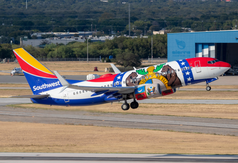 Photo of N280WN - Southwest Airlines Boeing 737-700 at SAT on AeroXplorer Aviation Database