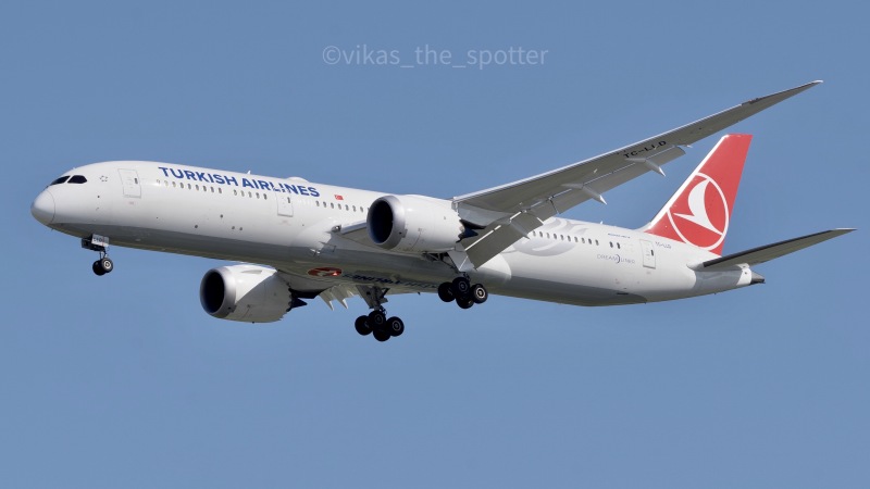 Photo of TC-LLD - Turkish Airlines Boeing 787-9 at SIN on AeroXplorer Aviation Database