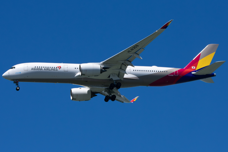 Photo of HL8359 - Asiana Airlines Airbus A350-900 at SFO on AeroXplorer Aviation Database