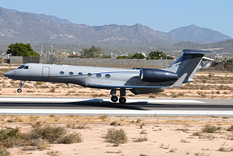 Photo of N721AZ - PRIVATE Gulfstream G550 at CSL on AeroXplorer Aviation Database