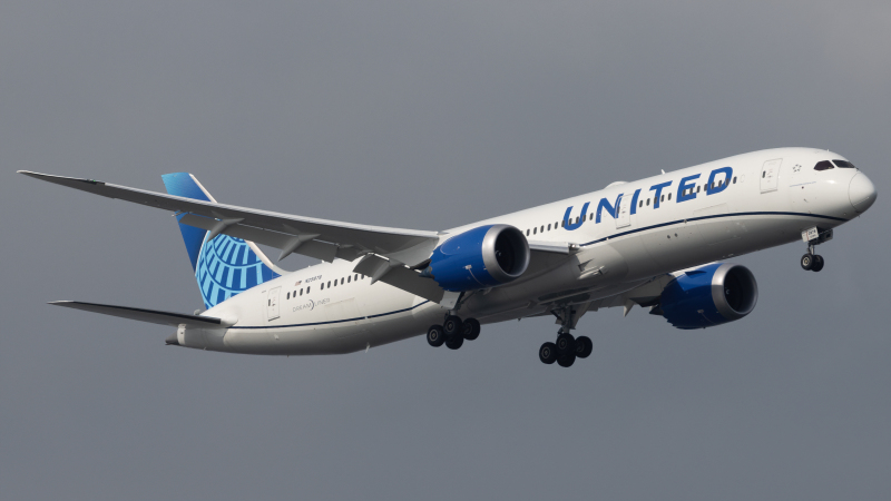 Photo of N29978 - United Airlines Boeing 787-9 at SIN on AeroXplorer Aviation Database