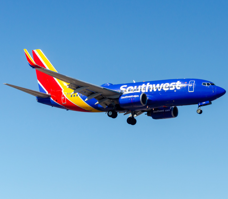 Photo of N7841A - Southwest Airlines Boeing 737-700 at PHX on AeroXplorer Aviation Database