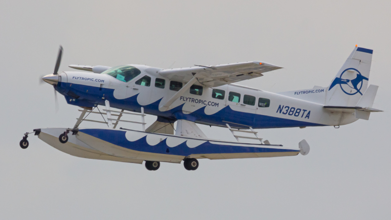 Photo of N388TA - PRIVATE Cessna 208 Grand Caravan at FLL on AeroXplorer Aviation Database