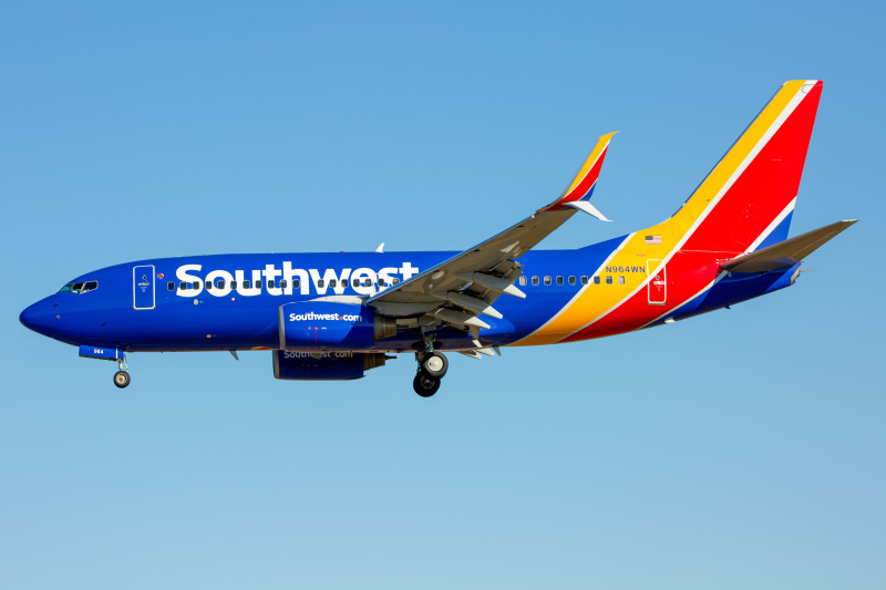 Photo of N964WN - Southwest Airlines Boeing 737-700 at BWI on AeroXplorer Aviation Database