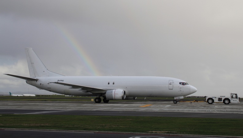 Photo of ZK-PAU - Airwork Boeing 737-400F at AKL on AeroXplorer Aviation Database