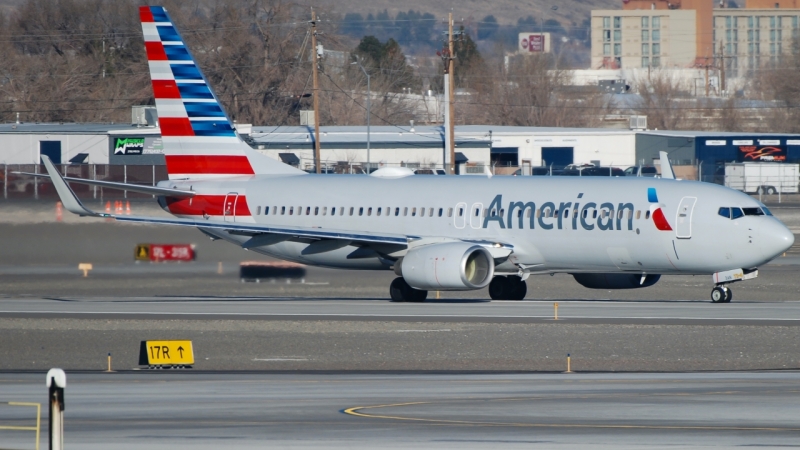 Photo of N914AN - American Airlines Boeing 737-800 at RNO on AeroXplorer Aviation Database