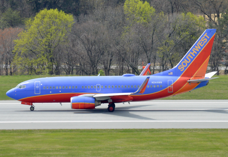 Photo of N244WN - Southwest Airlines Boeing 737-700 at BWI on AeroXplorer Aviation Database