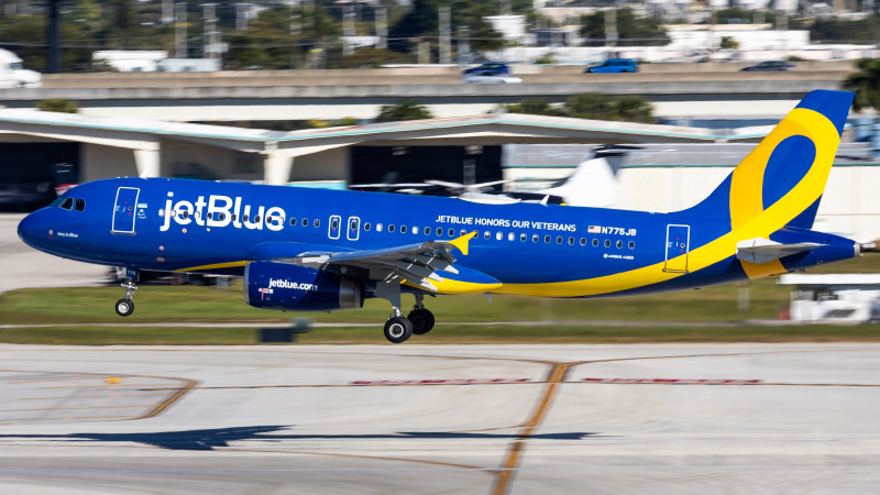 Photo of N775JB - JetBlue Airways Airbus A320 at FLL on AeroXplorer Aviation Database