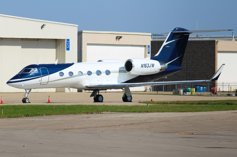 Photo of N163JW - Federal Aviation Administration Gulfstream IV at LUK on AeroXplorer Aviation Database