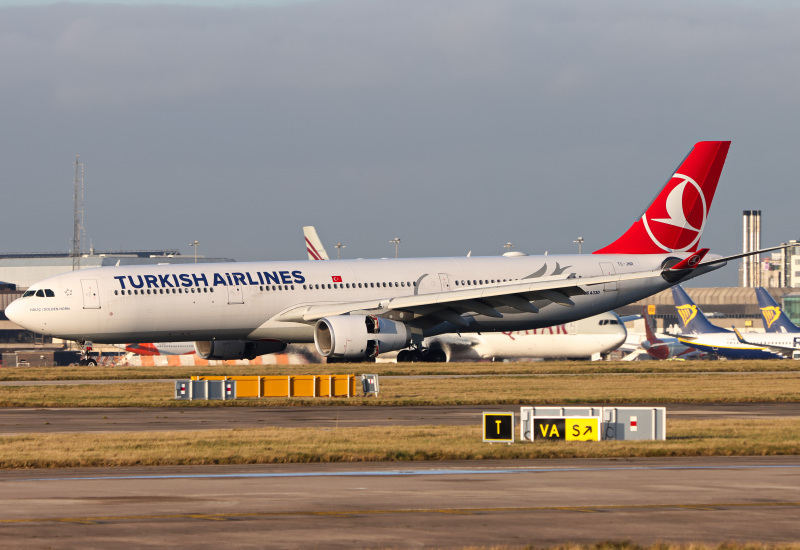 Photo of TC-JNR - Turkish Airlines Airbus A330-300 at MAN on AeroXplorer Aviation Database