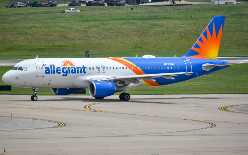 Photo of N295NV - Allegiant Air Airbus A320 at CVG on AeroXplorer Aviation Database
