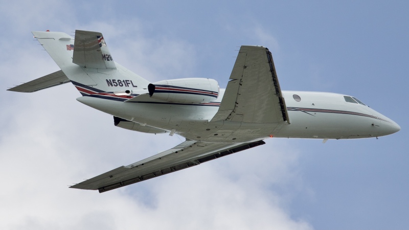 Photo of N581FL - PRIVATE Dassault Falcon 20F at IAH on AeroXplorer Aviation Database