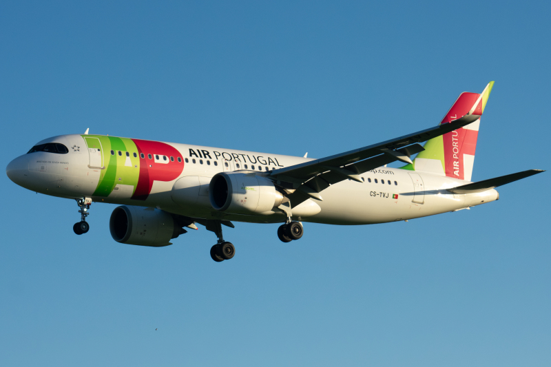 Photo of CS-TVJ - TAP Air Portugal Airbus A320NEO at LIS on AeroXplorer Aviation Database