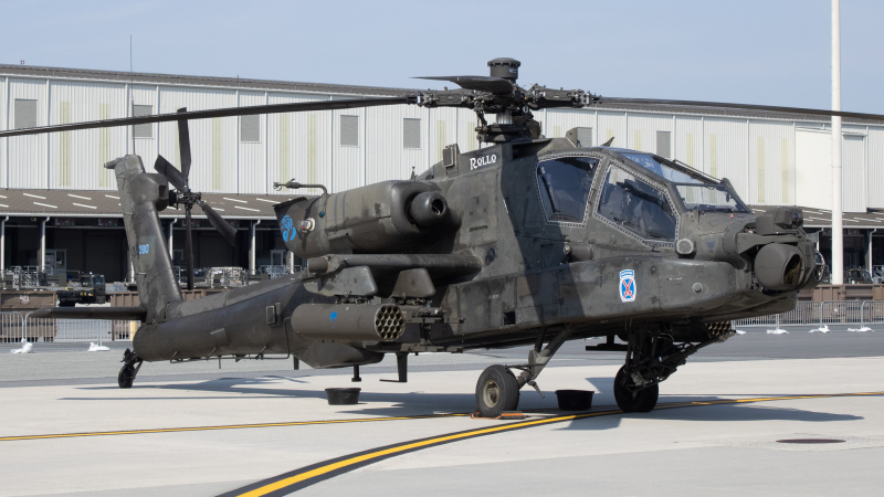 Photo of 03-05390 - USA - United States Army Boeing AH-64D Apache at DOV on AeroXplorer Aviation Database