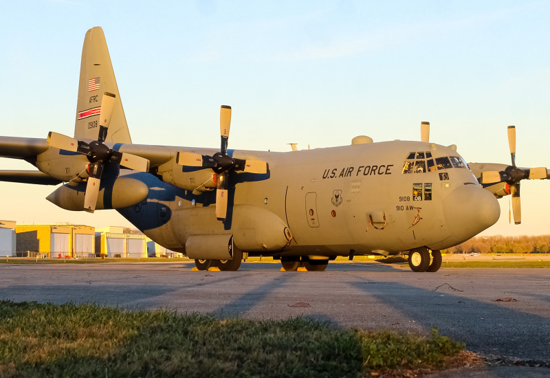 Photo of 09108 - USAF - United States Air Force Lockheed C-130H Hercules at LUK on AeroXplorer Aviation Database