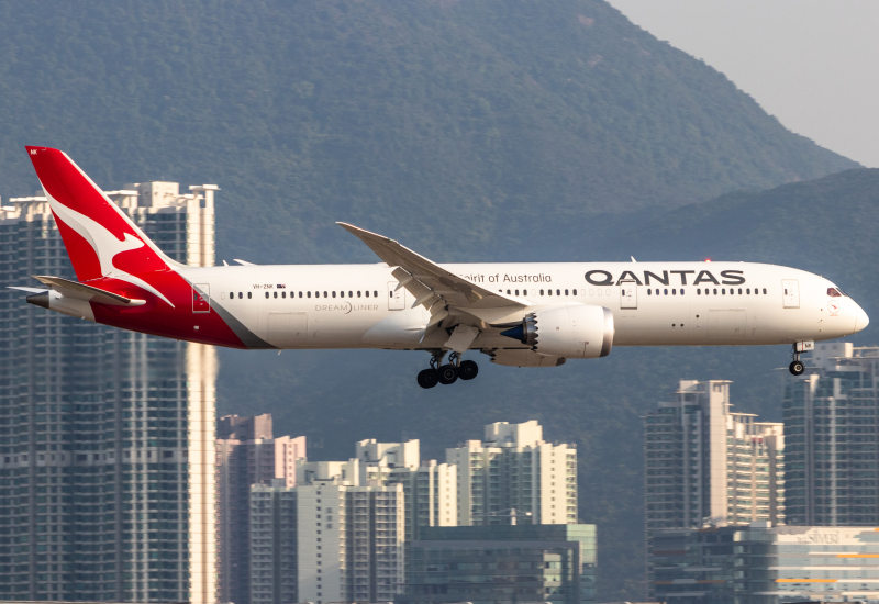 Photo of VH-ZNK - Qantas Airways Boeing 787-9 at HKG on AeroXplorer Aviation Database
