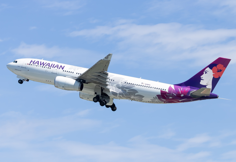 Photo of N381HA - Hawaiian Airlines Airbus A330-200 at BWI on AeroXplorer Aviation Database