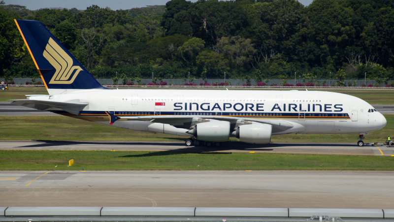 Photo of 9V-SKM - Singapore Airlines Airbus A380-800 at SIN on AeroXplorer Aviation Database