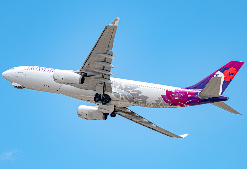 Photo of N380HA - Hawaiian Airlines Airbus A330-200 at HNL on AeroXplorer Aviation Database
