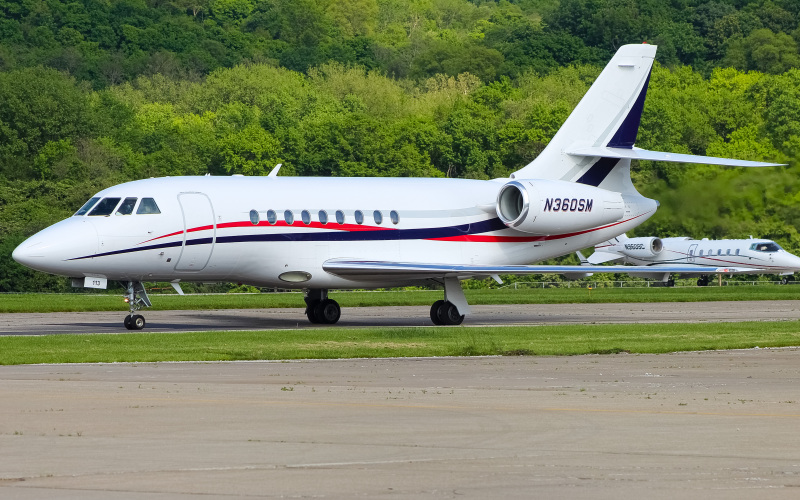 Photo of N360SM - PRIVATE  Dassault Falcon 2000 at LUK on AeroXplorer Aviation Database