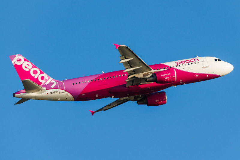 Photo of JA820P - Peach Airbus A320 at HKG on AeroXplorer Aviation Database