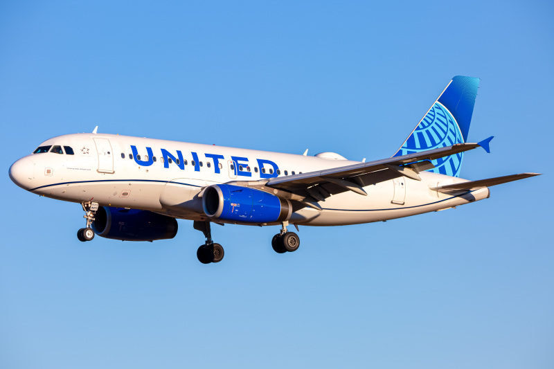 Photo of N871UA - United Airlines Airbus A319 at BWI on AeroXplorer Aviation Database