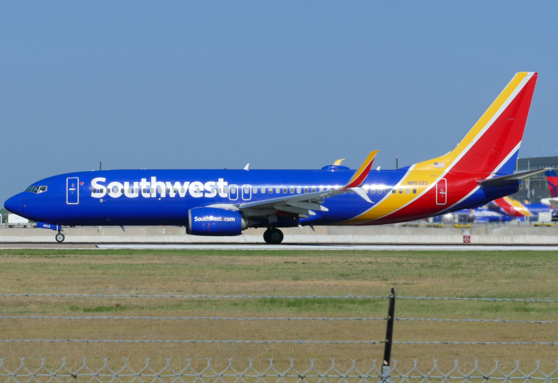Photo of N8532S - Southwest Airlines Boeing 737-800 at AUS on AeroXplorer Aviation Database