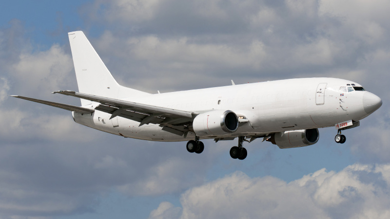 Photo of HI1089 - Skyhigh Cargo  Boeing 737-300F at MIA on AeroXplorer Aviation Database