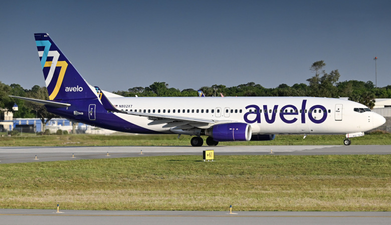 Photo of N802XT - Avelo Airlines Boeing 737-800 at DAB on AeroXplorer Aviation Database