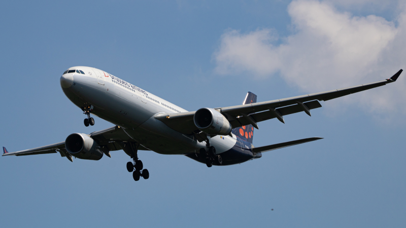 Photo of OO-SFD - Brussels Airlines Airbus A330-300 at IAD on AeroXplorer Aviation Database