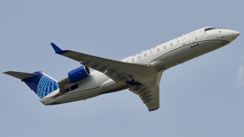 Photo of N431SW - United Express Mitsubishi CRJ-200 at IAH on AeroXplorer Aviation Database