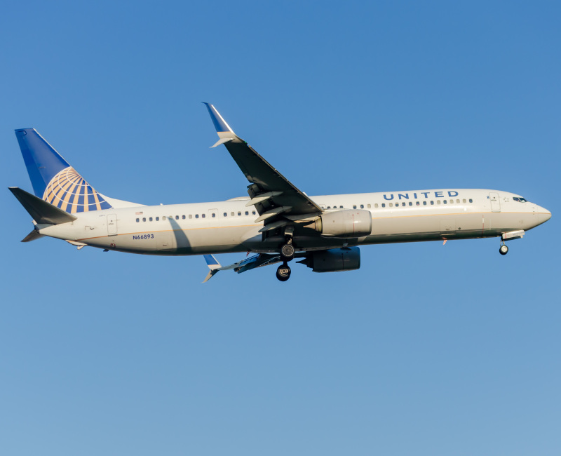 Photo of N66893 - United Airlines Boeing 737-900ER at EWR on AeroXplorer Aviation Database