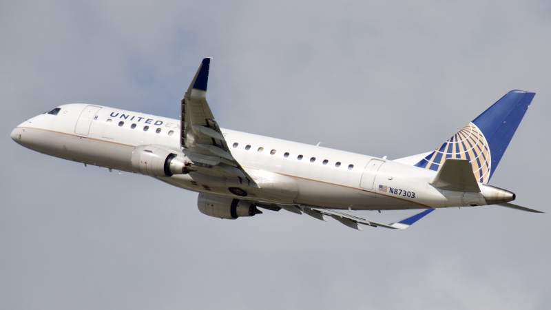 Photo of N87303 - United Express Embraer E175 at IAH on AeroXplorer Aviation Database