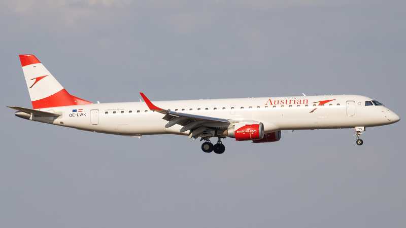 Photo of OE-LWK - Austrian Airlines Embraer E195 at VIE on AeroXplorer Aviation Database
