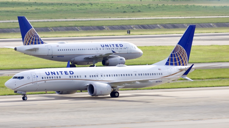 Photo of N37504 - United Airlines Boeing 737 MAX 9 at IAH on AeroXplorer Aviation Database