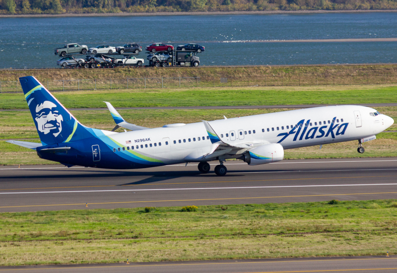 Photo of N296AK - Alaska Airlines Boeing 737-900ER at PDX on AeroXplorer Aviation Database