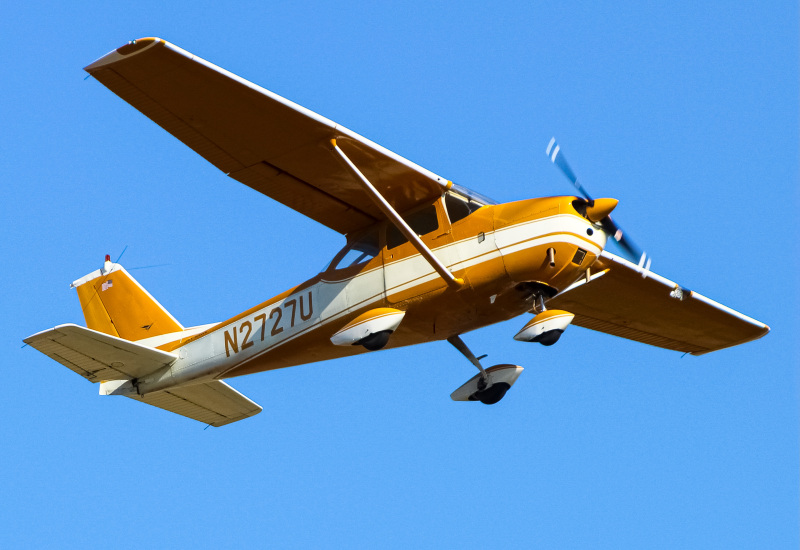 Photo of N2727U - PRIVATE  Cessna 172 at I69 on AeroXplorer Aviation Database