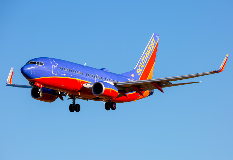 Photo of N7728D - Southwest Airlines Boeing 737-700 at BWI on AeroXplorer Aviation Database